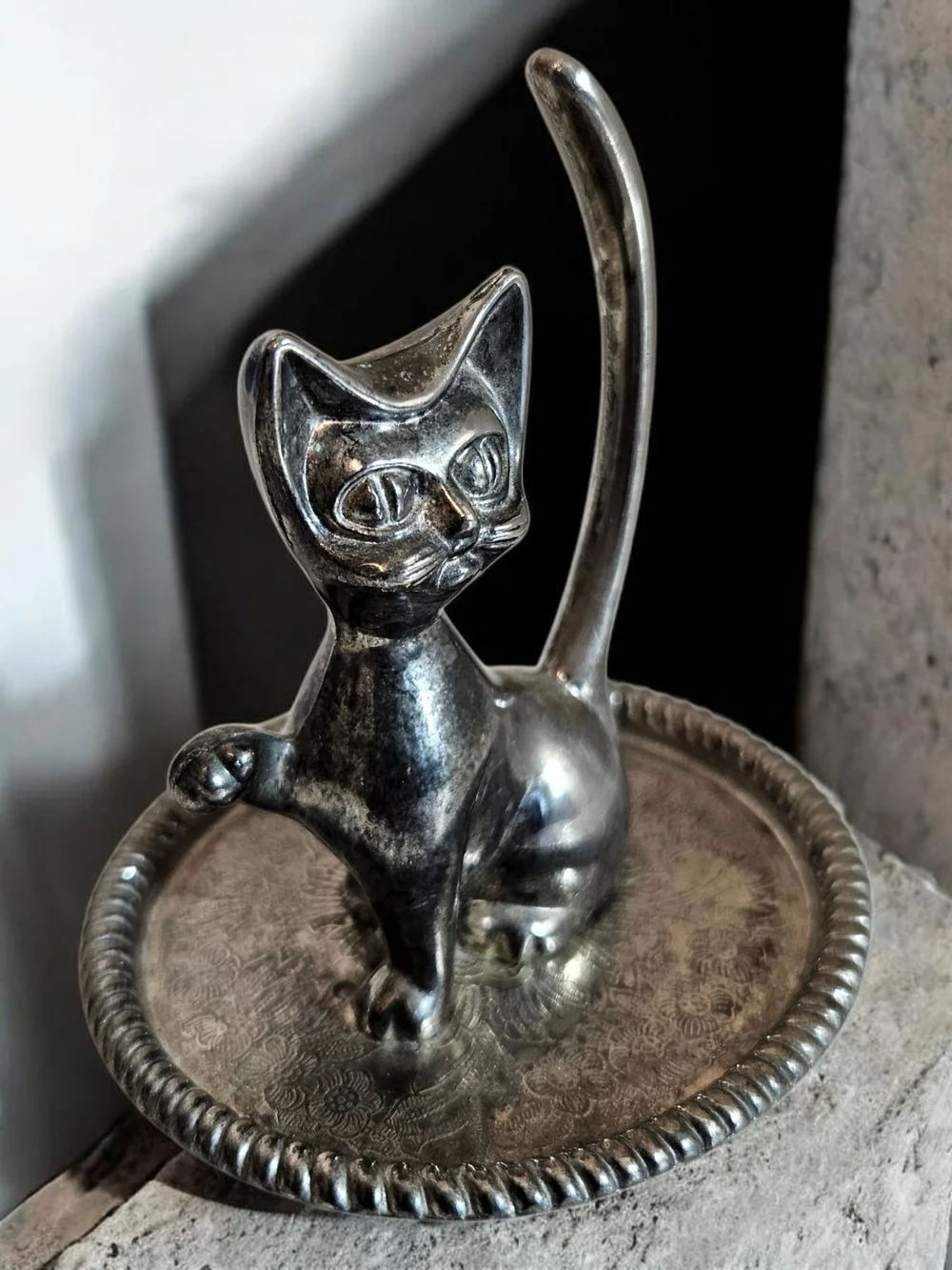Vintage Interpur Cat Ring Holder OS Silverplate MCM Trinket Dish Hong Kong Metal